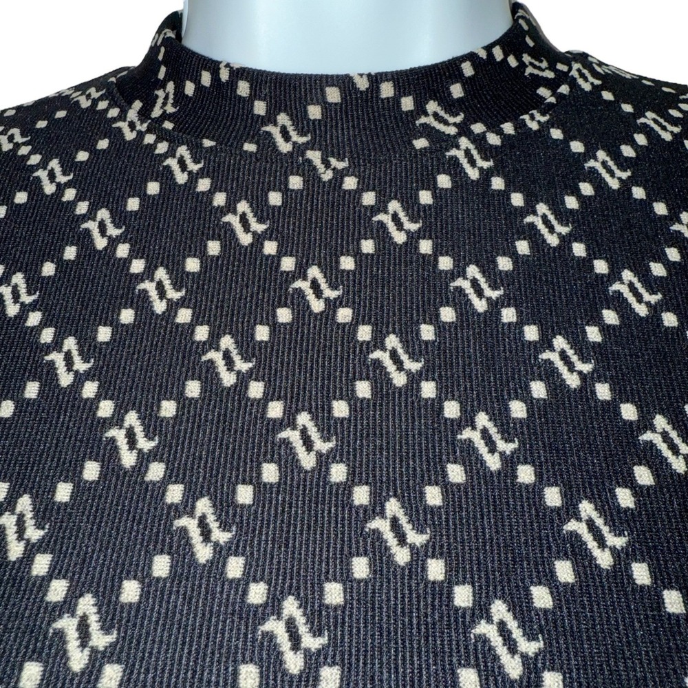NOLI Fitted Long Sleeve Crop Logo Jacquard Print Athleisure Top EUC Size Small‎ - Picture 3 of 7